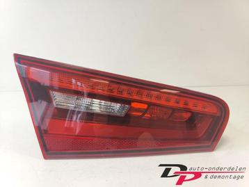 Achterlicht links van een Audi A3 beschikbaar voor biedingen