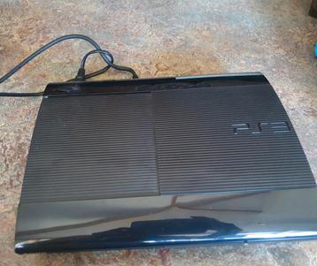 Playstation 3 slim & 1 controler. In goede staat.  beschikbaar voor biedingen