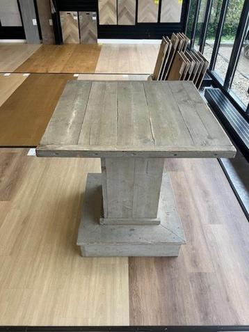 Sta tafel Steigerhout grey wash 100x100cm