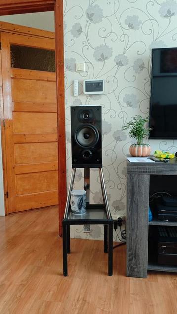 Aura SP 50 high gloss black beschikbaar voor biedingen