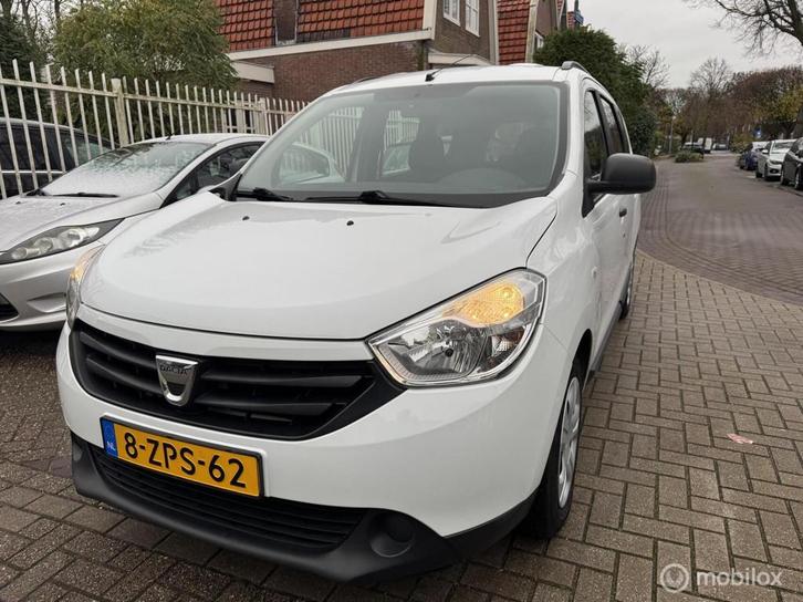 Dacia Lodgy 1.2 TCe Blackline 5p., Auto's, Dacia, Bedrijf, Te koop, Lodgy, ABS, Airbags, Airconditioning, Alarm, Bluetooth, Boordcomputer