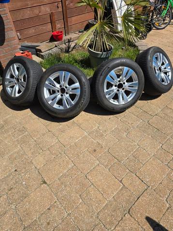 Mercedes Velgen S212/W212  6X Nieuwe Winterbanden  beschikbaar voor biedingen