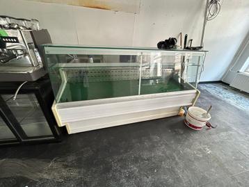 Koeltoonbank 200 cm beschikbaar voor biedingen