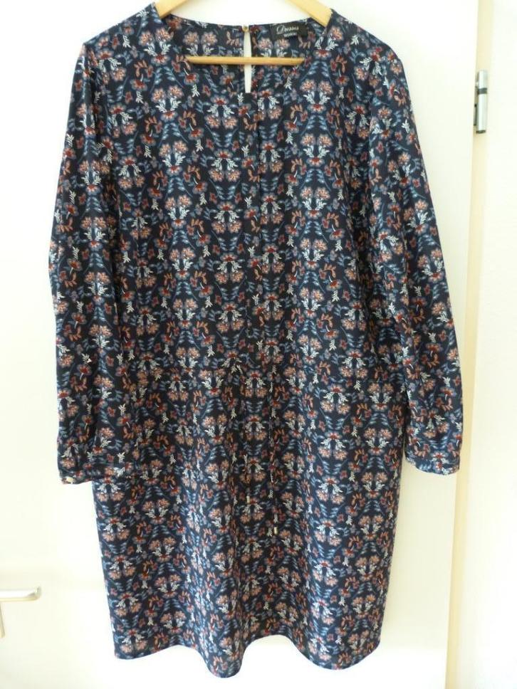 Jurk, Yessica Dresses, donkerblauw bloemenprint, maat 46, Kleding | Dames, Jurken, Zo goed als nieuw, Maat 46/48 (XL) of groter