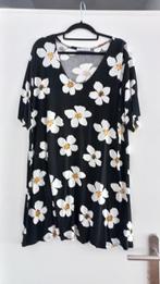 Tuniek zwart met witte bloemen.  Magna maat 48/50., Ophalen of Verzenden, Zo goed als nieuw, Zwart, Blouse of Tuniek
