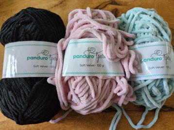 3 bollen Panduro soft velvet (deels gebruikt)  beschikbaar voor biedingen