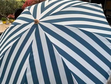Parasol blauw/wit met franjes 180 cm doorsnede beschikbaar voor biedingen
