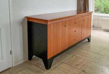 Dressoir kersenhout Jan des Bouvrie 1993