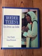 Moeder Teresa - Een leven van liefde - Omer Tanghe, Ophalen of Verzenden, Christendom | Katholiek, O Tanghe - S Weinstock, Zo goed als nieuw