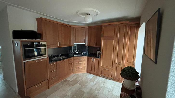 Complete keuken incl inbouw apparatuur, Huis en Inrichting, Keuken | Complete keukens, Gebruikt, Hoekkeuken, Bruin, Ophalen