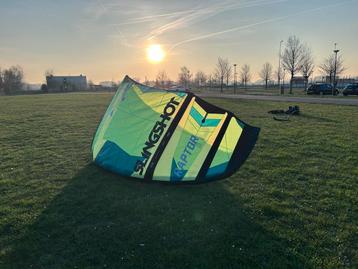 Slingshot Raptor 10m2 / 2021 / Big Air kite / Nette staat beschikbaar voor biedingen