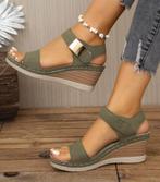 Olijfgroene zomer sandalen dames mt 43, Kleding | Dames, Ophalen of Verzenden, Zo goed als nieuw, Sandalen of Muiltjes