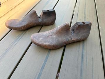 Vintage brocante schoenmal  beschikbaar voor biedingen