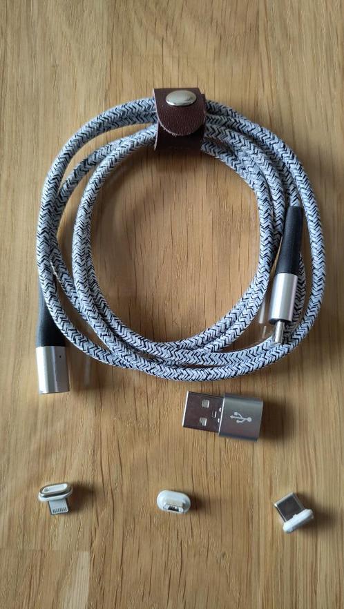 Syllucid magnetische USB-C kabel, Computers en Software, Pc- en Netwerkkabels, Zo goed als nieuw, Ophalen of Verzenden
