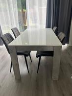 Moderne Eettafel met 4 Stoelen, Ophalen of Verzenden, Zo goed als nieuw