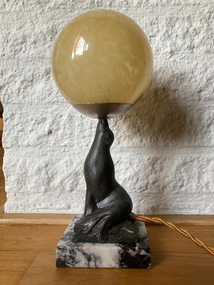 art deco Franse lamp met zeeleeuw jaren 20 30, Huis en Inrichting, Lampen | Tafellampen, Zo goed als nieuw, Minder dan 50 cm, Glas