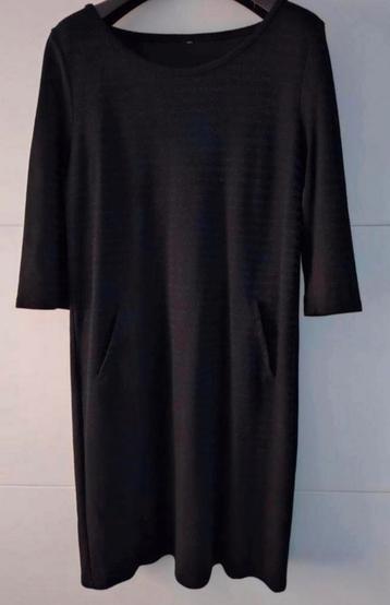 Jurk in zwart met blauwe lurex streep Miss Etam maat L 40/42 beschikbaar voor biedingen