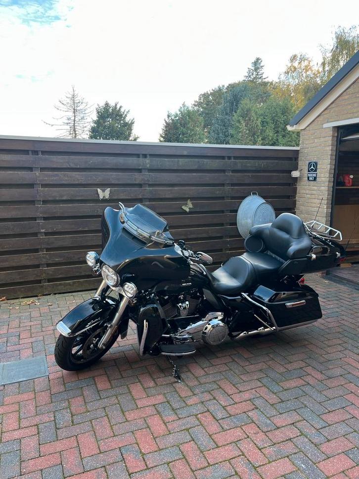 Harley Davidson flhtkl te koop  te ruil, Motoren, Motoren | Harley-Davidson, Particulier, Toermotor, Ophalen