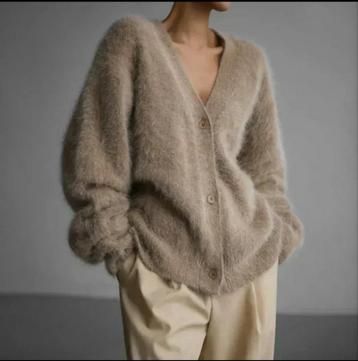 Nieuwe Fluffy vest beschikbaar voor biedingen