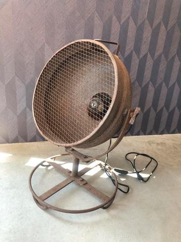 Sissy Boy lamp