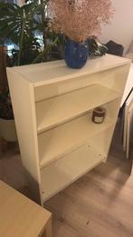 IKEA KALLAX Kast - Praktisch en Stijlvol!, Met plank(en), Kunststof, Gebruikt, 100 tot 150 cm