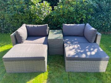 Loungeset – 5- delig met tafel, zo goed als nieuw  beschikbaar voor biedingen