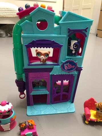 Little petshop huis en dieren  beschikbaar voor biedingen
