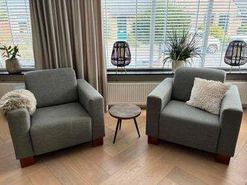 Fauteuil 2 stuks beschikbaar voor biedingen