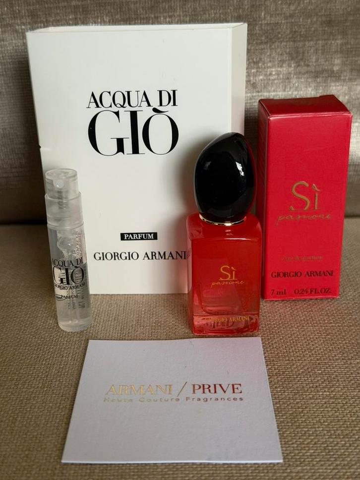 Miniatuur Armani Si Passione edp7 ml+Aqua di Gio spray 2 ml, Verzamelen, Parfumverzamelingen, Nieuw, Miniatuur, Gevuld, Ophalen of Verzenden