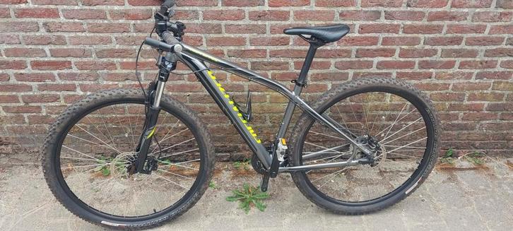 Specialized ATB Laag Frame - Zo Goed Als Nieuw, Fietsen en Brommers, Fietsen | Mountainbikes en ATB, Zo goed als nieuw, Heren