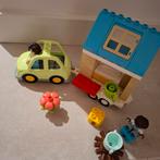 Leuke LEGO Duplo auto met caravan en accessoires, Ophalen of Verzenden, Zo goed als nieuw