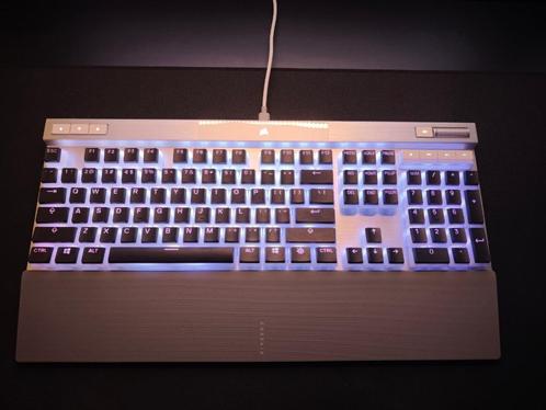 Corsair K70 PRO White + SteelSeries PrismCAPS black, Computers en Software, Toetsenborden, Zo goed als nieuw, Qwerty, Bedraad