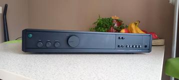 Proton am-455 versterker met 50watt per kanaal.  beschikbaar voor biedingen