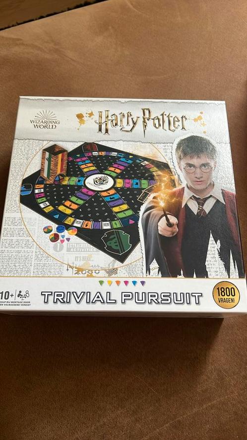 Harry Potter Trivial Pursuit. 1x gespeelt, Hobby en Vrije tijd, Gezelschapsspellen | Bordspellen, Zo goed als nieuw, Ophalen