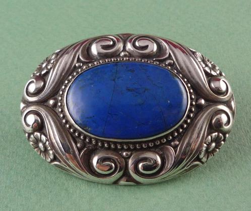 antiek zilveren broche met blauwe steen, 50x35mm, Sieraden, Tassen en Uiterlijk, Antieke sieraden, Broche, Zilver, Met edelsteen