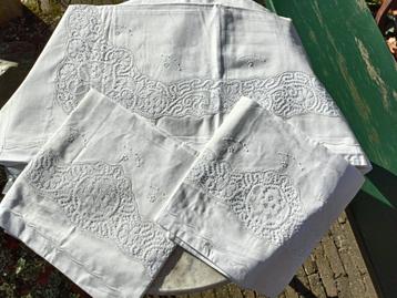 Vintage NIEUW broderie beddengoed 1x laken 2x sloop (BG33) beschikbaar voor biedingen