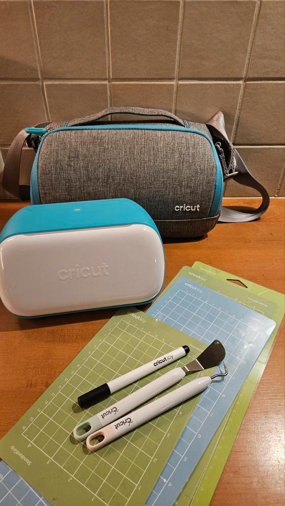 Cricut Joy met tas, Hobby en Vrije tijd, Knutselen, Zo goed als nieuw, Ophalen of Verzenden