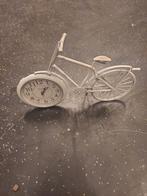 Fiets Klok - Uniek Decoratie Stuk, Ophalen of Verzenden, Zo goed als nieuw, Analoog, Wekker of Tafelklok