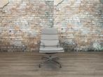 Vitra Soft Pad EA216 bij TheReSales, Minder dan 75 cm, Ophalen of Verzenden, Zo goed als nieuw, Metaal