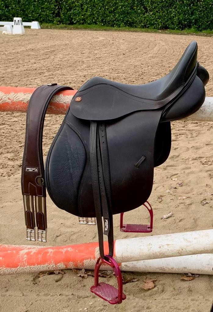 Kent & Masters veelzijdigheidszadel, hoofdstel en borsttuig, Dieren en Toebehoren, Paarden en Pony's | Zadels, Gebruikt, Recreatie