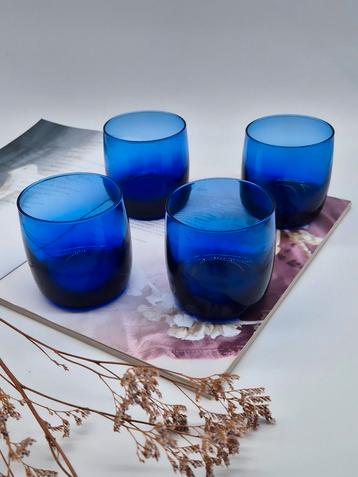 4 Kobaltblauwe Luminarc Glazen beschikbaar voor biedingen