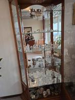 Vitrinekast met glazen planken gevuld mett div. oa swarovsky, Huis en Inrichting, Kasten | Vitrinekasten, Ophalen of Verzenden