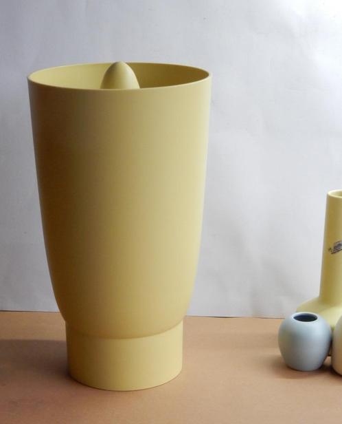 Ton Haas design vaas  "Totem" ontwerp uit 2000, Antiek en Kunst, Kunst | Designobjecten, Ophalen of Verzenden