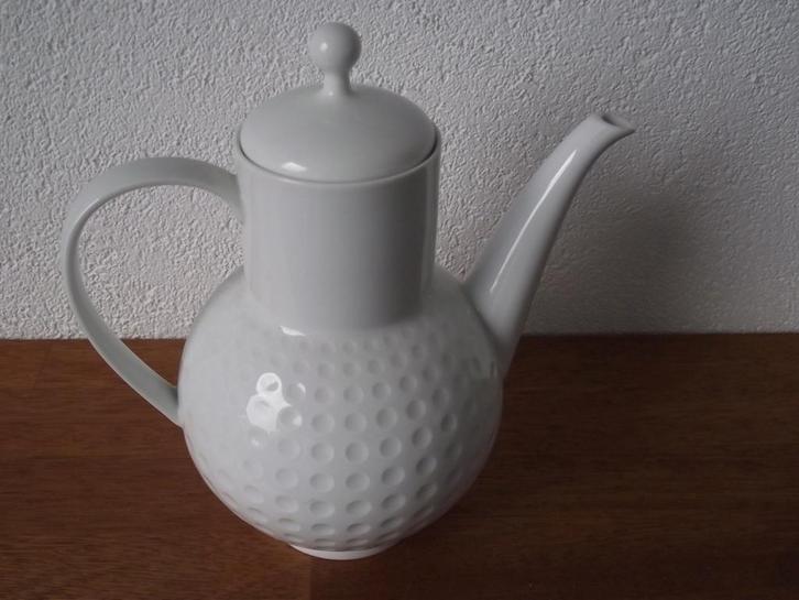 wit porselein theepot 24 cm Arzberg model 2375 golfbal 1960, Huis en Inrichting, Keuken | Servies, Zo goed als nieuw, Overige typen