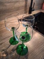 3 Vintage glazen met groen voetje Luminarc, Ophalen, Gebruikt, Overige typen