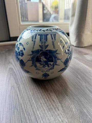 Bijzondere delftsblauwe bolvaas van de Porceleyne Fles beschikbaar voor biedingen
