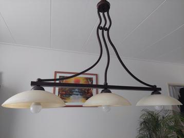Hanglamp 120 breed. T.e.a.b. beschikbaar voor biedingen