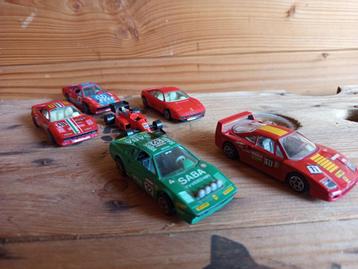 Setje van 6 Ferrari modelauto's beschikbaar voor biedingen