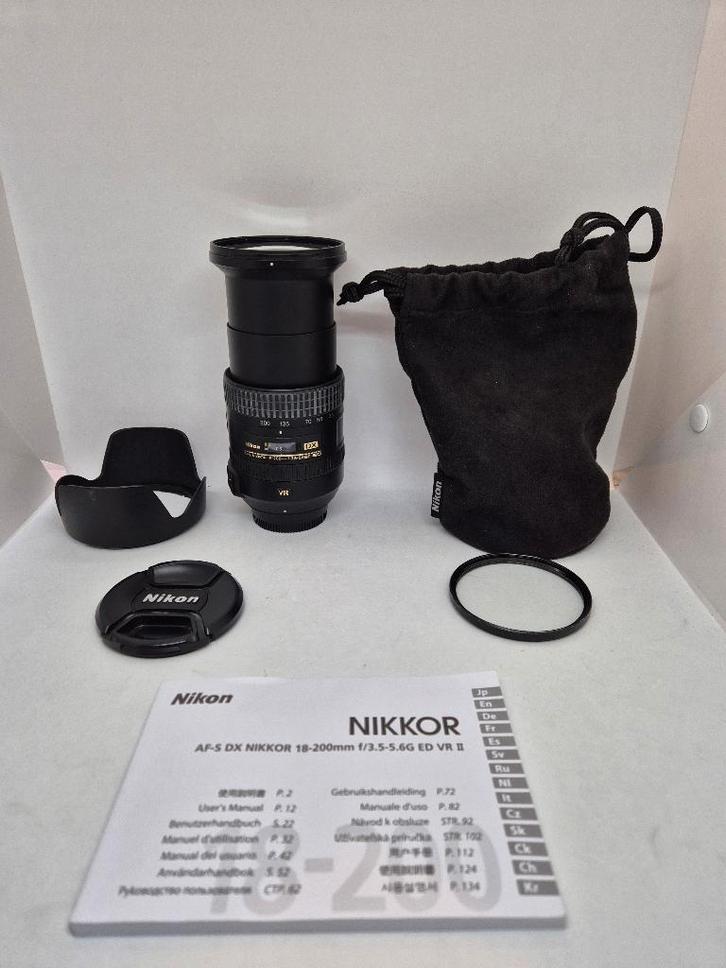 Nikon AFS VR 18-200 lens in perfecte staat met UV filter., Audio, Tv en Foto, Fotografie | Lenzen en Objectieven, Zo goed als nieuw