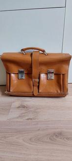 Vintage leren schooltas, Sieraden, Tassen en Uiterlijk, Tassen | Schooltassen, Ophalen, Gebruikt, Bruin, Aktetas of Boekentas
